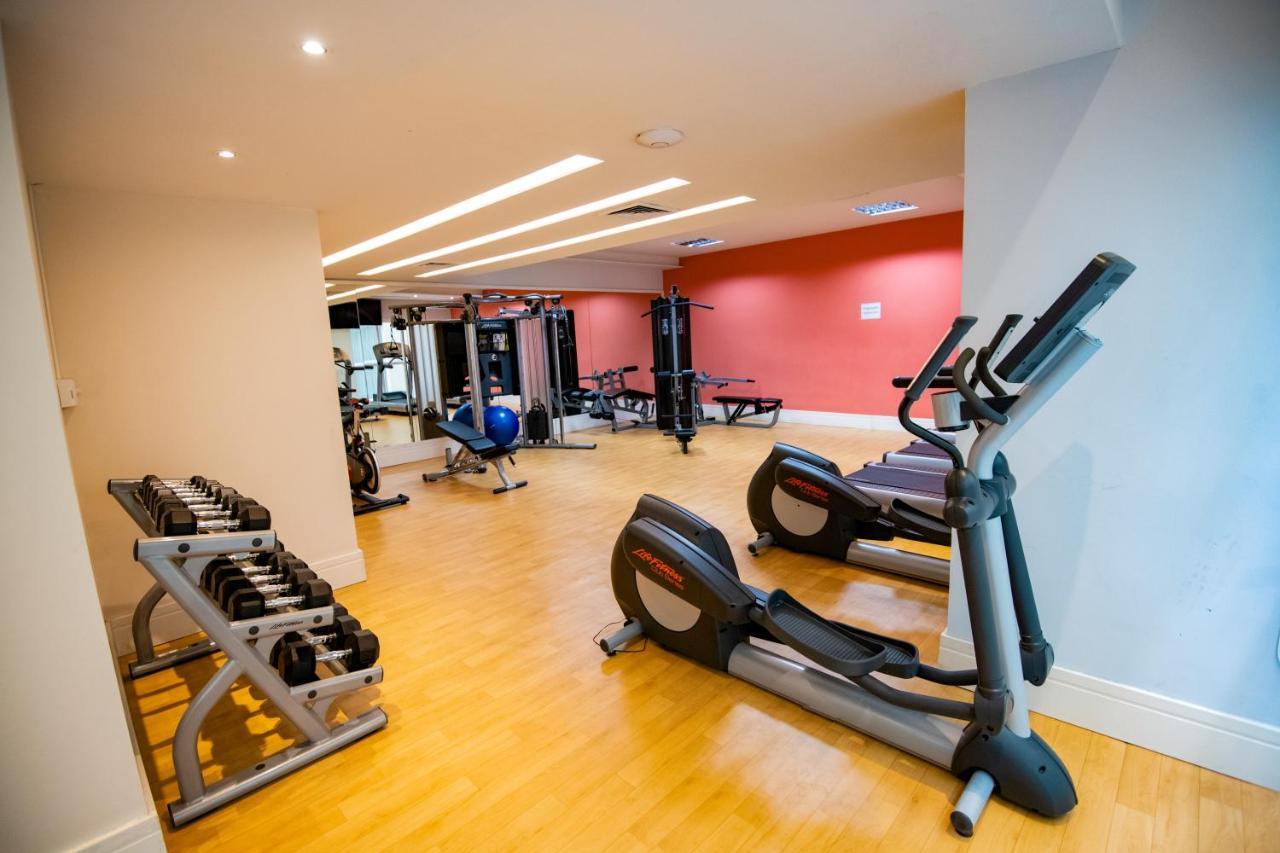 เซ็นทรัล โฮเต็ล ปานามา Hotel ปานามาซิตี้ ภายนอก รูปภาพ The gym at the hotel