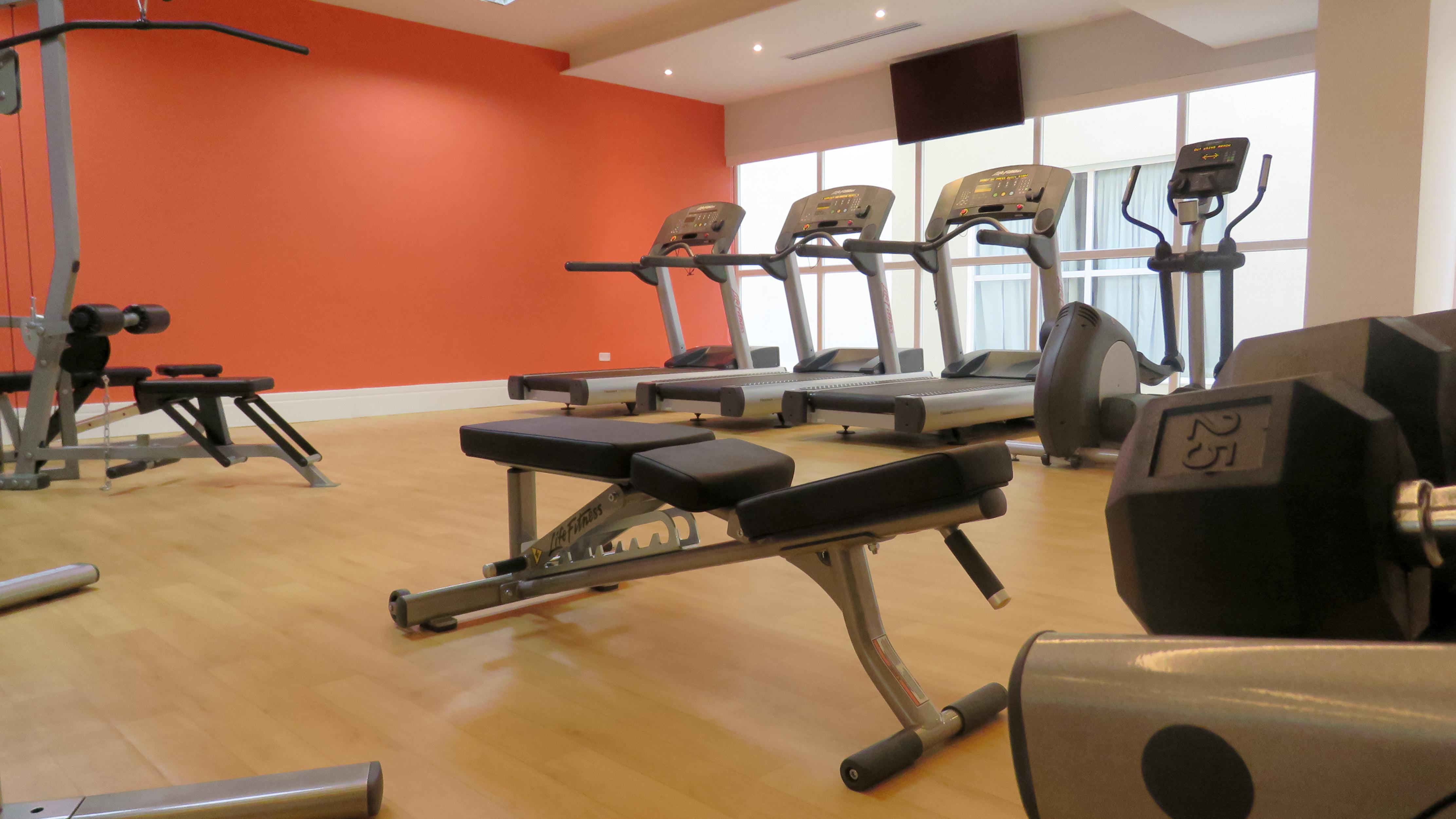 เซ็นทรัล โฮเต็ล ปานามา Hotel ปานามาซิตี้ ภายนอก รูปภาพ A typical gym