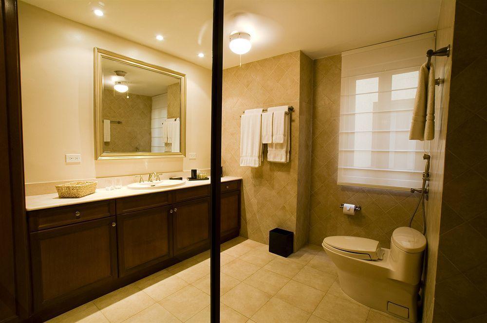 เซ็นทรัล โฮเต็ล ปานามา Hotel ปานามาซิตี้ ภายนอก รูปภาพ Bathroom