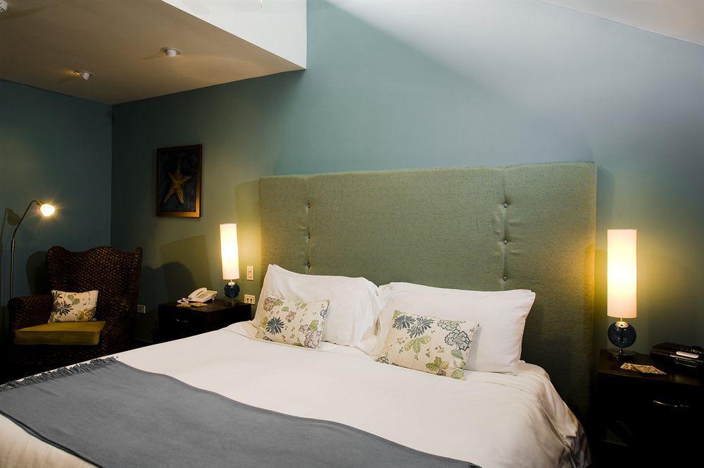 เซ็นทรัล โฮเต็ล ปานามา Hotel ปานามาซิตี้ ภายนอก รูปภาพ A bedroom at the hotel