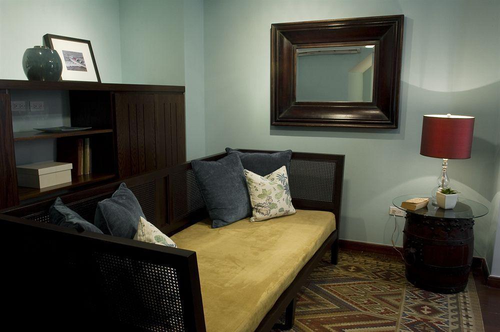 เซ็นทรัล โฮเต็ล ปานามา Hotel ปานามาซิตี้ ภายนอก รูปภาพ A settee