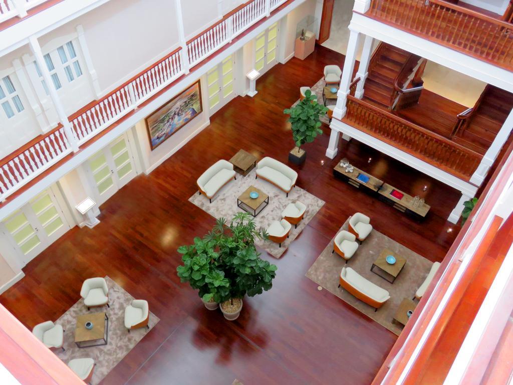 เซ็นทรัล โฮเต็ล ปานามา Hotel ปานามาซิตี้ ภายนอก รูปภาพ The interior of the hotel